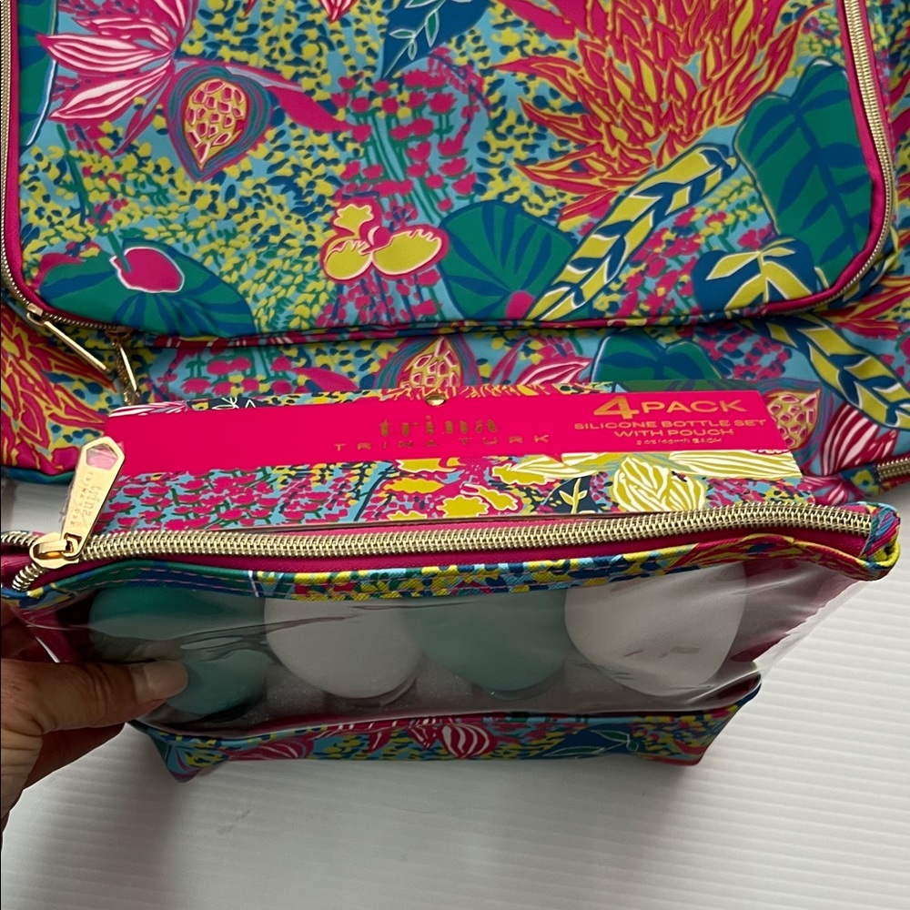 NWT Trina Turk Multicolor Packing Cube Set 2 Pieces and air travel 6 pieces - Picture 3 of 8